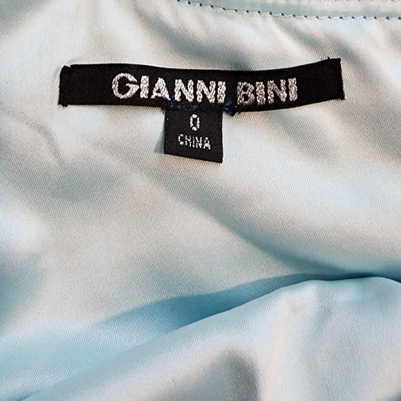 Gianni Bini One Shoulder Blue Ombre Ruffle Dress. Size 0. NWT. - Picture 7 of 10